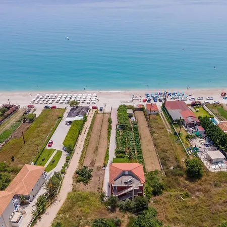 Diona Λουρδάτα