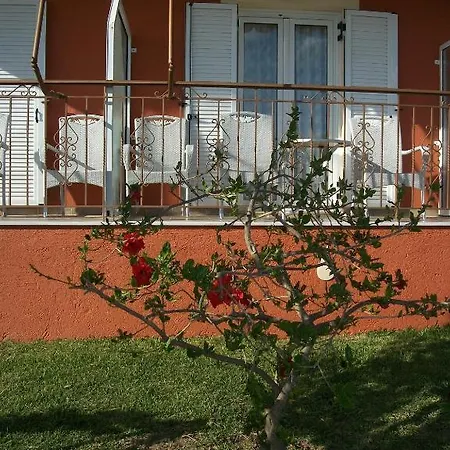 Diona شقة لورداهاتا