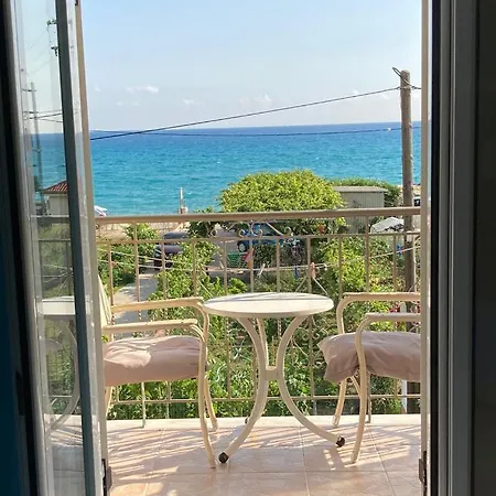 Diona * Λουρδάτα