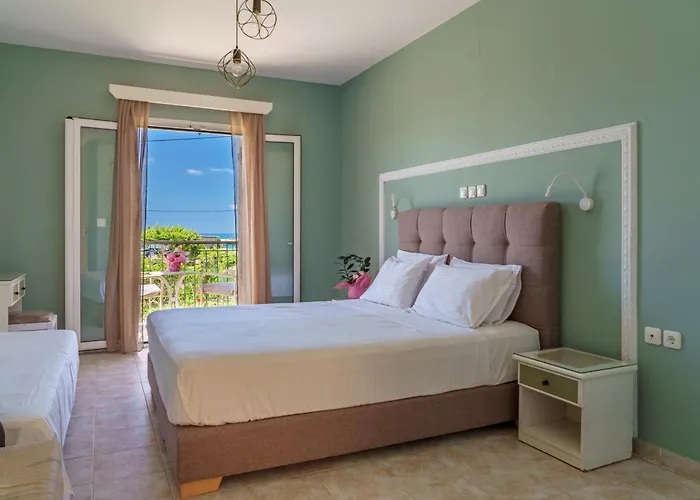 Diona لورداهاتا