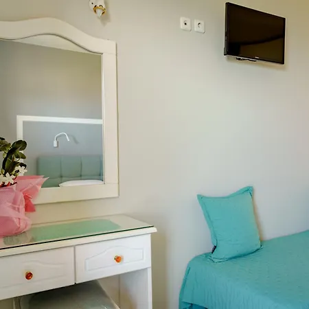 Diona لورداهاتا